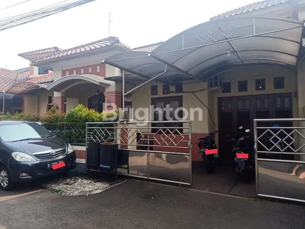 image RUMAH 2 LANTAI CONDET JAKARTA TIMUR  (8)