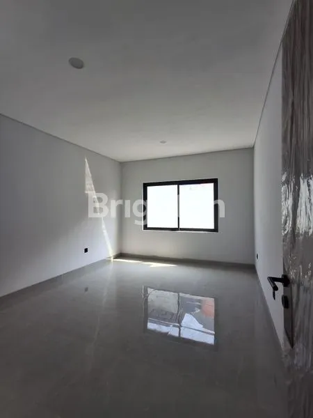 image RUMAH 3 LANTAI DURI KEPA (7)