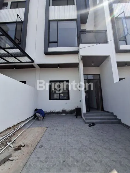 image RUMAH 3 LANTAI DURI KEPA (2)