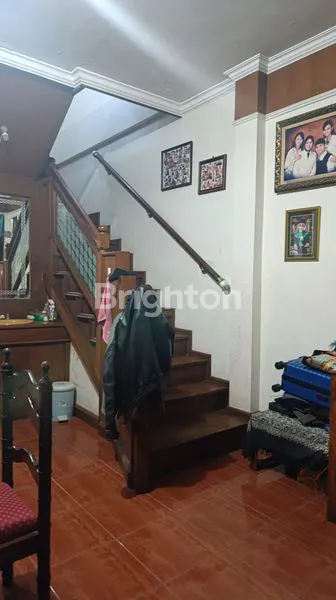 image RUMAH ARTESTIK SIAP HUNI , DENGAN BANGUNAN YG  KUAT, DI SEMARANG TIMUR (8)