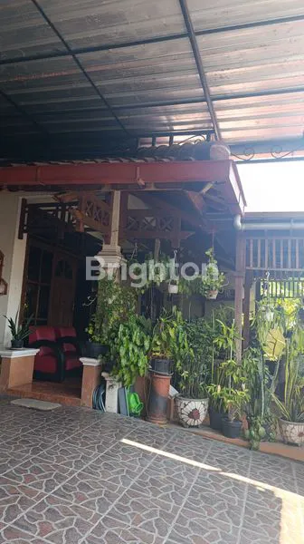 image RUMAH ARTESTIK SIAP HUNI , DENGAN BANGUNAN YG  KUAT, DI SEMARANG TIMUR (1)