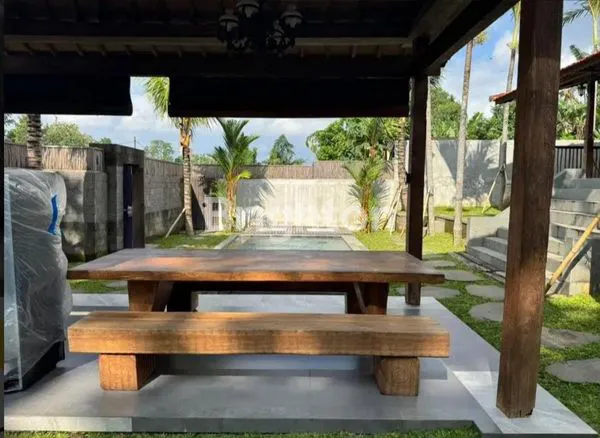 image RUMAH BANJAR BUDUK DESA BENGKEL (5)