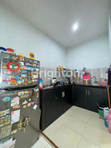 image RUMAH 2 LT SIAP HUNI DI TAMAN PALEM LESTARI JAKARTA BARAT (7)