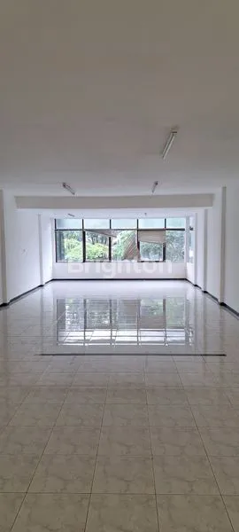 image PUSAT KOTA RAYA KAYUN / KAYOON HADAP JALAN RAYA BARANG LANGKA COCOK UNTUK USAHA (4)