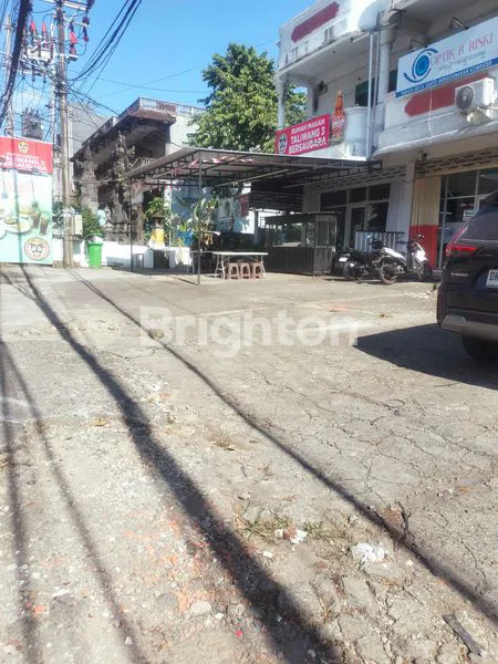 image RUKO 3 LANTAI LOKASI STRATEGIS (6)