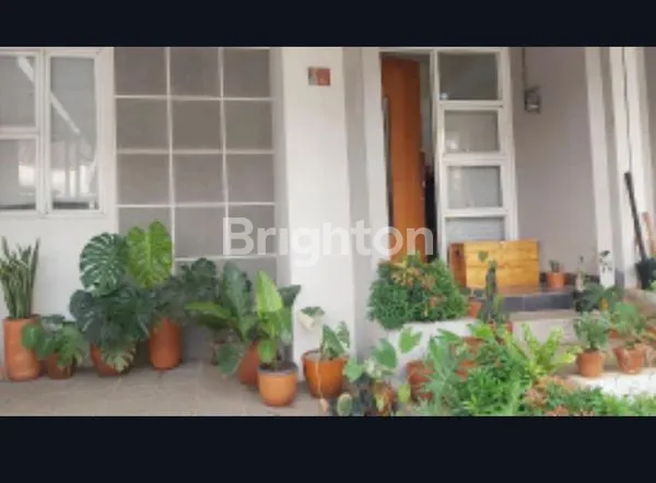 image RUMAH SIAP HUNI DI CIPUTAT TANGSEL (2)