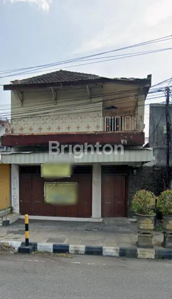 image RUMAH STRATEGIS DI TENGAH KOTA (1)