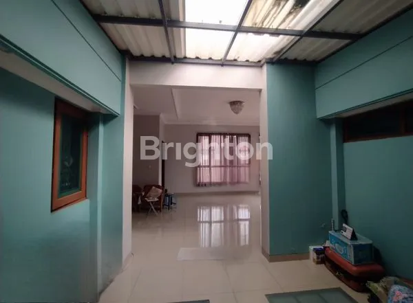 image RUMAH MODERN MEWAH VILA DAGO - TANGERANG SELATAN (7)