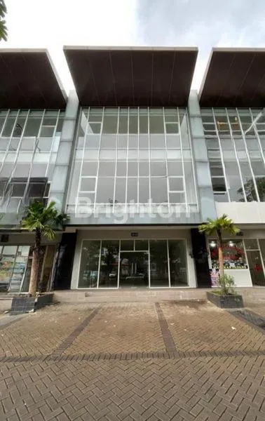 RUKO 3 LANTAI ADA BASEMENTNYA