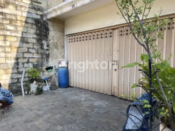 image  RUMAH SIMPANG DARMO PERMAI UTARA DEKAT SUPERMALL PAKUWON MALL PTC, DEKAT MAYJEN HR MUHAMMAD (1)