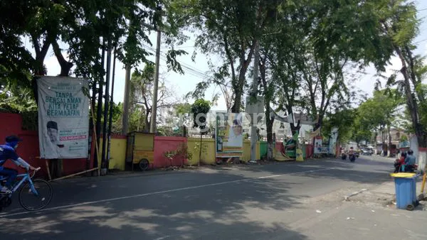 image TANAH DPN PINTU MASUK PERUM TIRTA SANGAT STRATEGIS LANGKA SANGAT COCOK BUAT SEMUA JENIS USAHA (1)