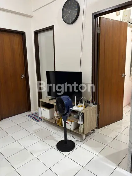 image APARTEMEN 2KT SEMI FURNISH STRATEGIS DI PERMATA SURYA KALIDERES (3)