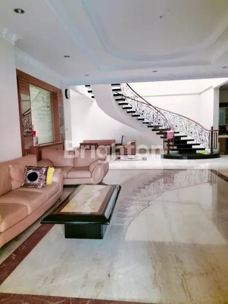 image DIJUAL RUMAH HOEK MEWAH 2 BANGUNAN DI PETOJO DEKAT KE CIDENG | 40 MILIAR NEGO (6)