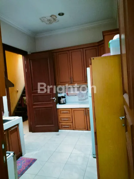 image DIJUAL RUMAH HOEK MEWAH 2 BANGUNAN DI PETOJO DEKAT KE CIDENG | 40 MILIAR NEGO (7)