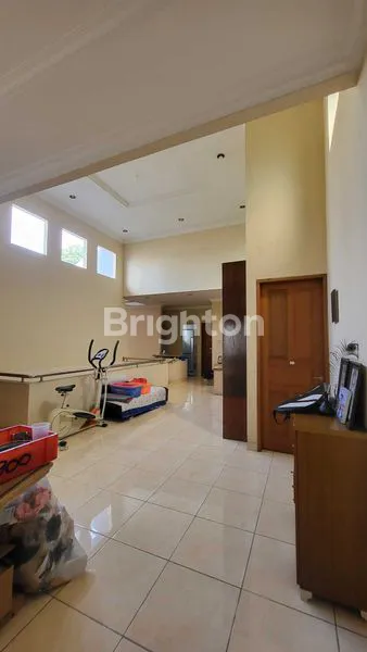 image RUMAH 2LT OLD MONEY TANAH ABANG JAKARTA PUSAT (7)