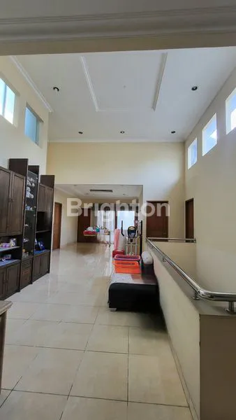 image RUMAH 2LT OLD MONEY TANAH ABANG JAKARTA PUSAT (8)