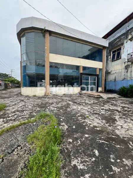 GEDUNG UNTUK DEALER SIAP PAKAI