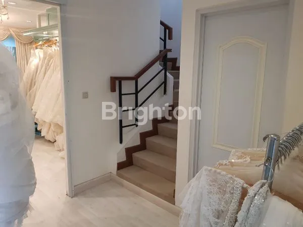 image RUKO SPARKS BOULEVARD RAYA GADING SERPONG (4)