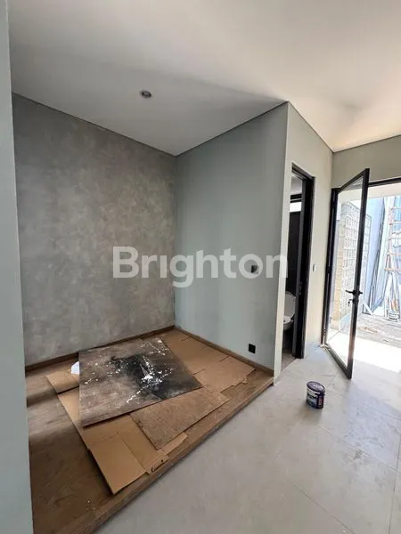 image RUMAH MEWAH MINIMALIS MODERN BANGUNAN BARU DEKAT JALAN RAYA SEMARANG BARAT (4)