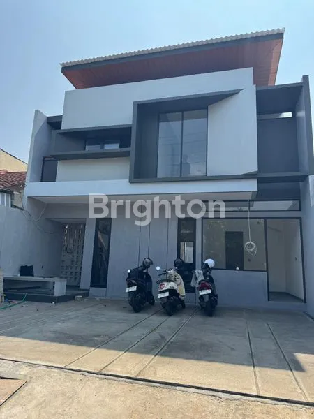 image RUMAH MEWAH MINIMALIS MODERN BANGUNAN BARU DEKAT JALAN RAYA SEMARANG BARAT (7)