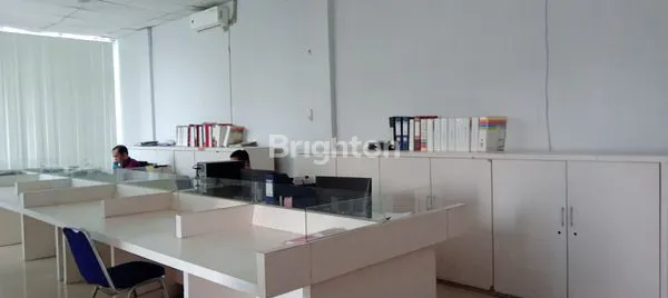 image 4 RUKO GANDENG  STRATEGIS DI T. AMIR HAMZAH, COCOK UNTUK HOTEL/BISNIS (4)