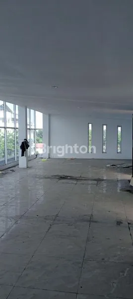 image 4 RUKO GANDENG  STRATEGIS DI T. AMIR HAMZAH, COCOK UNTUK HOTEL/BISNIS (6)