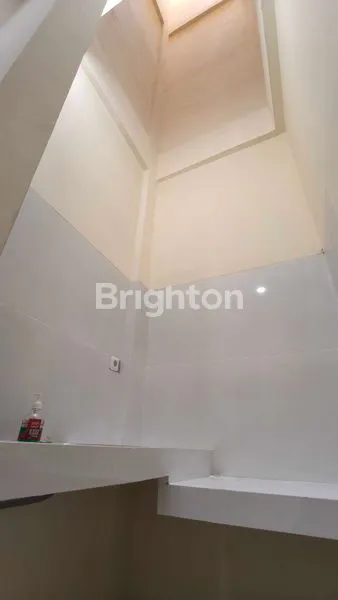 image RUMAH BARU 4 LANTAI TANJUNG DUREN DEKAT CENTRAL PARK MALL (2)