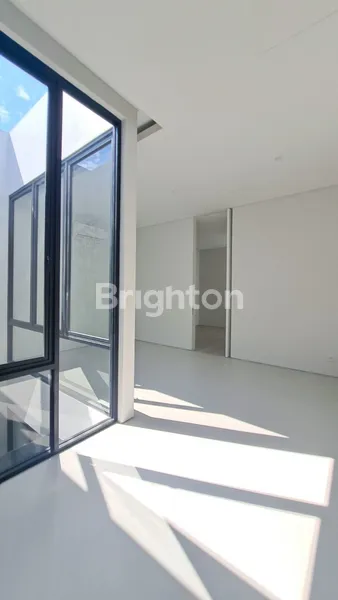 image RUMAH 2 LANTAI FURNISH BARU DI MOJOARUM, SELANGKAH DHARMAHUSADA DAN SURABAYA PUSAT (4)