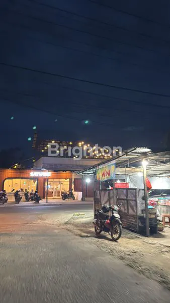 image RUMAH WALET 3 TINGKAT KELAPA DUA 1793M2 SINGKAWANG BARAT KALIMANTAN KLP DUA SHM NEGO (3)