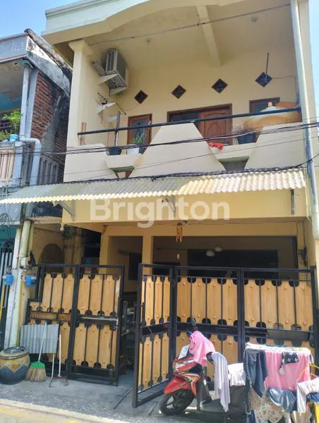 image RUMAH 2 LANTAI STRATEGIS DEKAT RS SOETOMO & KAMPUS (1)