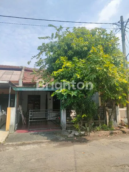 image DIJUAL RUMAH STRATEGIS DI GADING SERPONG (1)