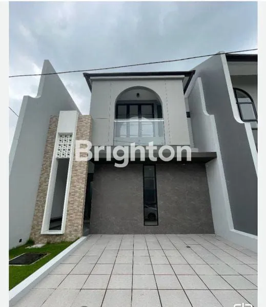 BARU GRESS BELUM PERNAH DITEMPATI SIAP HUNI RUMAH SEWA CITRALAND KEDAMEAN 2 LANTAI MINIMALIS BAGUS KOSONGAN LOKASI STRATEGIS