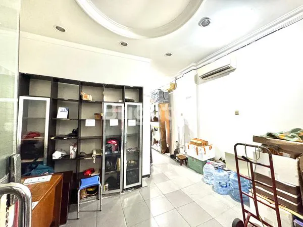 image RUKO GANDENG 4 LANTAI FULL DILENGKAPI LIFT BARANG DALAM KOMPLEK ITC ROXY MAS (2)