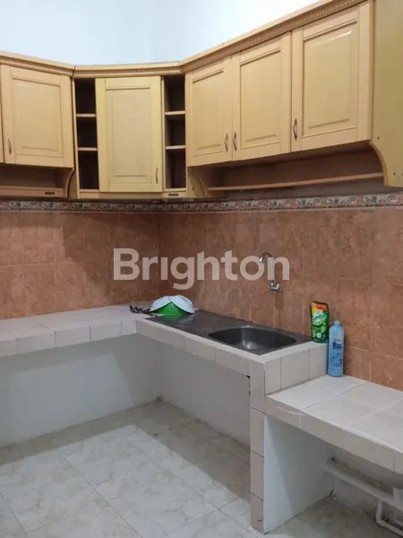 image RUMAH 2 LANTAI STRATEGIS DI LIDAH KULON, SHM, SIAP KPR (3)