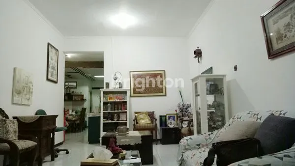 image HOT LOKATION.... RUMAH.. NOL JL. ADITYAWARMAN DAN NOL JL. KUTAI (1)