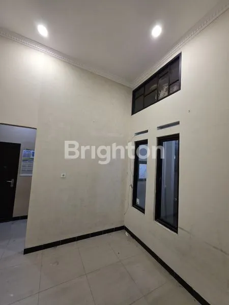 image RUMAH 2 LANTAI MINIMALIS SIAP HUNI DI TAPOS DEPOK (5)