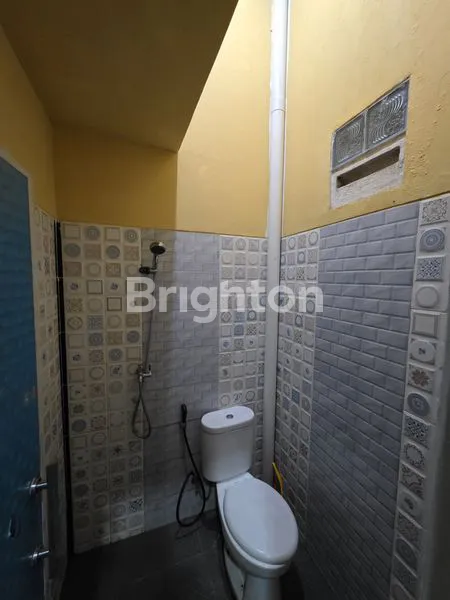 image RUMAH 2 LANTAI MINIMALIS SIAP HUNI DI TAPOS DEPOK (8)