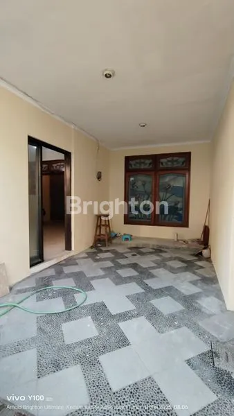 image RUMAH 2 LANTAI STRATEGIS DI SEMOLOWARU DEKAT MERR (4)