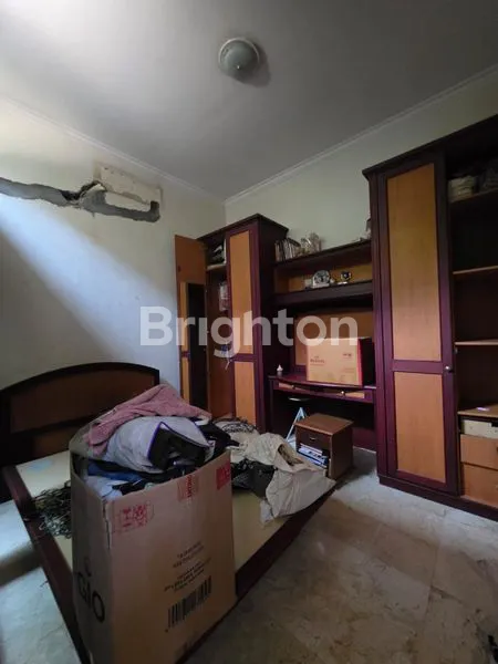 image RUMAH SIAP HUNI LOKASI STRATEGIS ONE GATE SISTEM CITRALAND SURABAYA  (2)