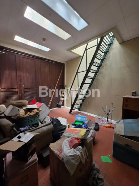 image RUMAH SIAP HUNI LOKASI STRATEGIS ONE GATE SISTEM CITRALAND SURABAYA  (4)
