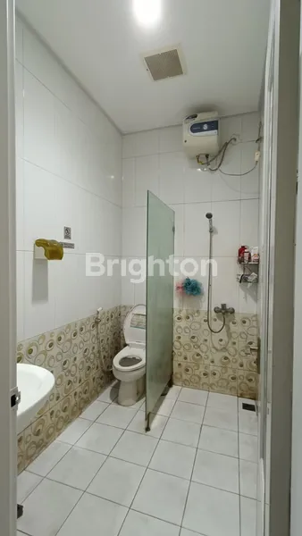 image RUMAH NYAMAN DI LEBAK BULUS – SIAP HUNI & STRATEGIS! (6)