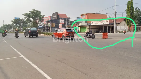 image TOKO DIPINGGIR JALAN RAWABUNTU BSD TANGERANG (2)