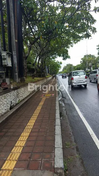 image RUKO 3 LANTAI DISEWAKAN LOKASI STRATEGIS DEKAT MENUJU BANDARA NGURAH RAI (3)