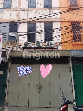 RUKO 4 LANTAI STRATEGIS DI PETOJO BARAT, DEKAT PASAR, COCOK USAHA