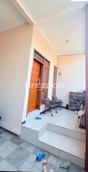 image DIJUAL RUMAH CANTIK DI VILLA MUTIARA CIPUTAT (4)