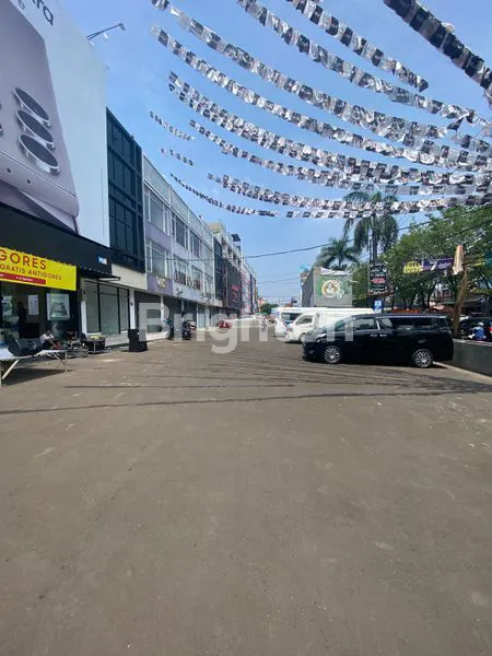 image RUKO PREMIUM 3.5 LANTAI DI AARDEN OFFICE PARK CIBUBUR, SHM (1)