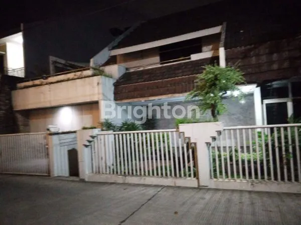 image RUMAH LAMA HITUNG TANAH LOKASI PREMIUM KAVLING POLRI JELAMBAR GROGOL PETAMBURAN (2)