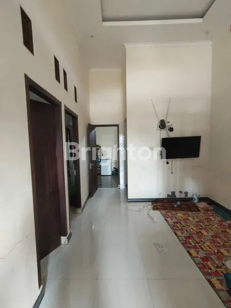 image RUMAH DI RAYA SOEKARNO HATTA (4)