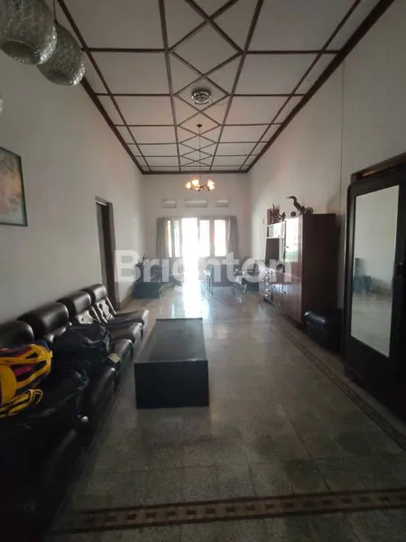 image RUMAH BANGUNAN KOLONIAL DI AREA GUNUNG GUNUNG JL  IJEN PUSAT KOTA MALANG (3)