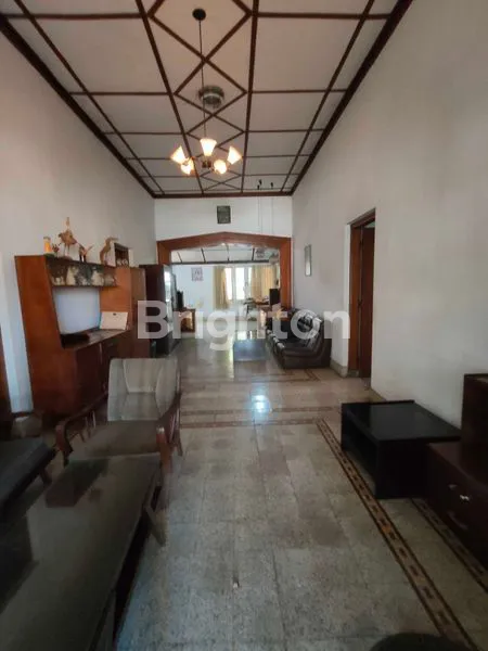 image RUMAH BANGUNAN KOLONIAL DI AREA GUNUNG GUNUNG JL  IJEN PUSAT KOTA MALANG (5)